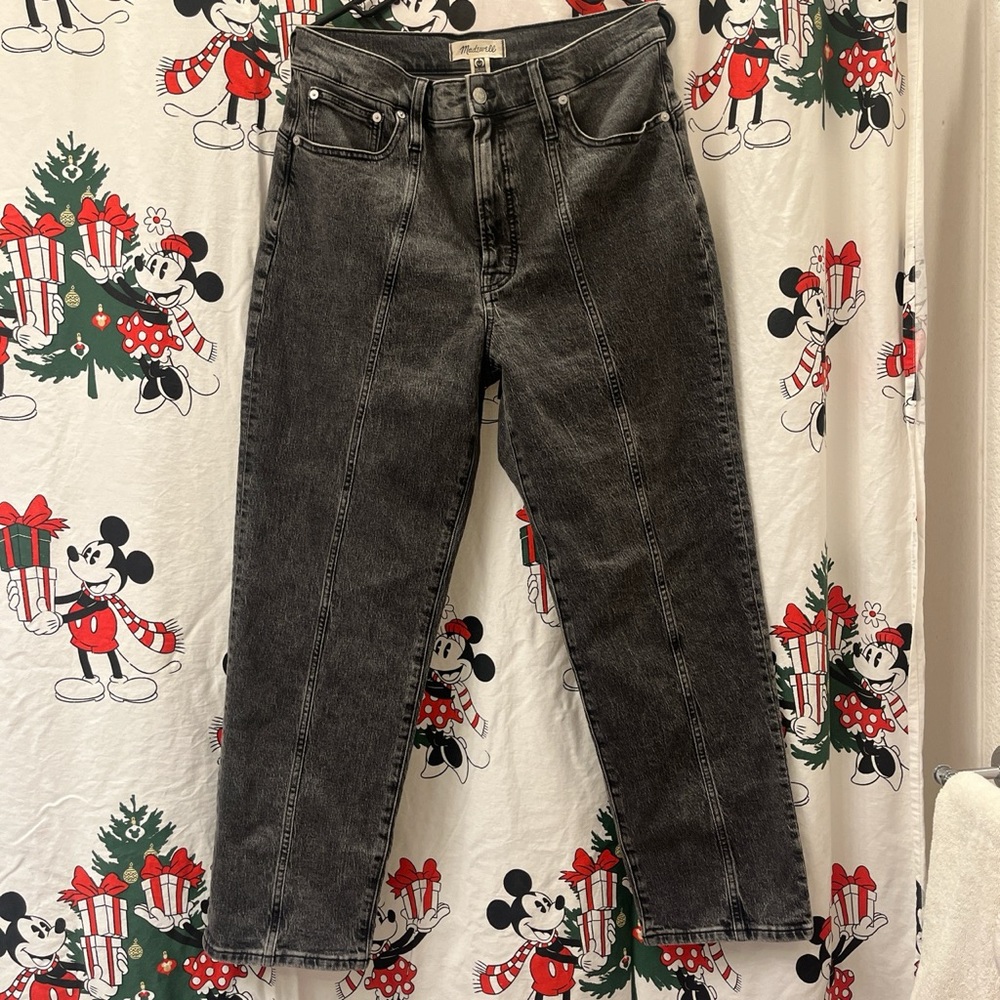 Madewell; The perfect vintage straight jean🖤